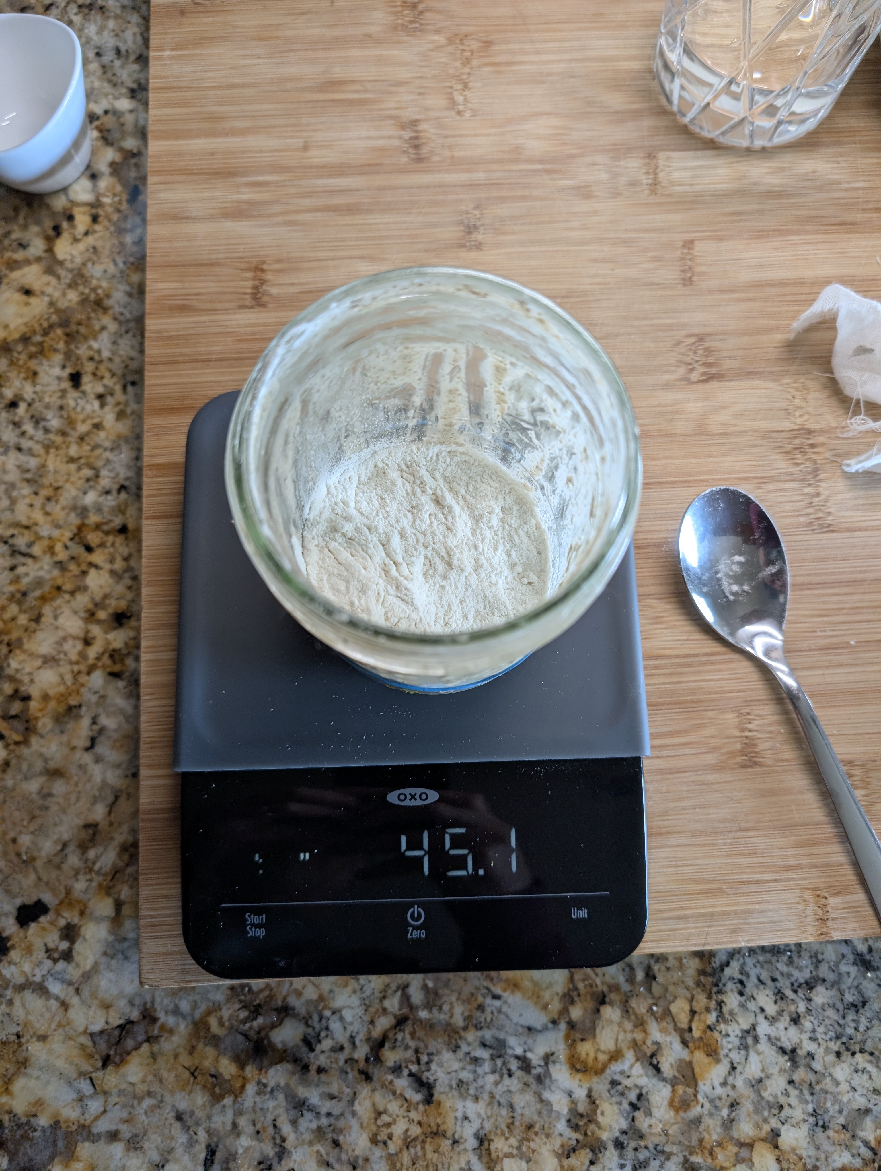 02_Flour.jpg|200
